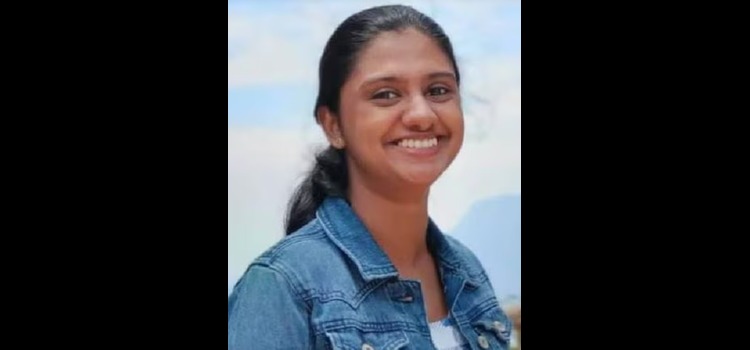 തിരുവനന്തപുരം വിമാനത്താവളത്തിലെ എമിഗ്രേഷന്‍ ഓഫീസറായ യുവതി ട്രെയിന്‍ തട്ടി മരിച്ച നിലയില്‍